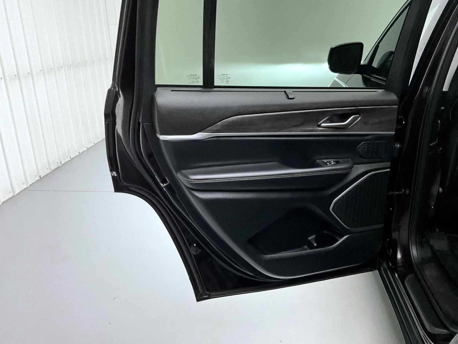 2022 Jeep Grand Cherokee Limited photo 18