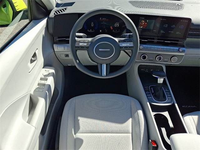 2026 Hyundai Kona SE photo 9