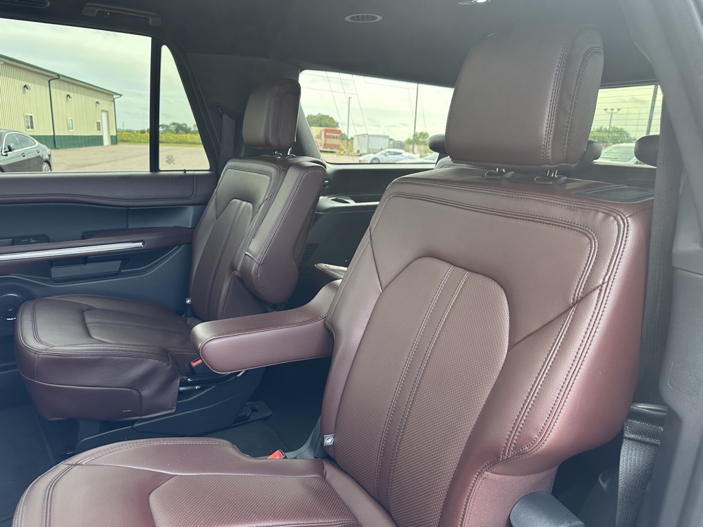 2024 Ford Expedition MAX Limited photo 21