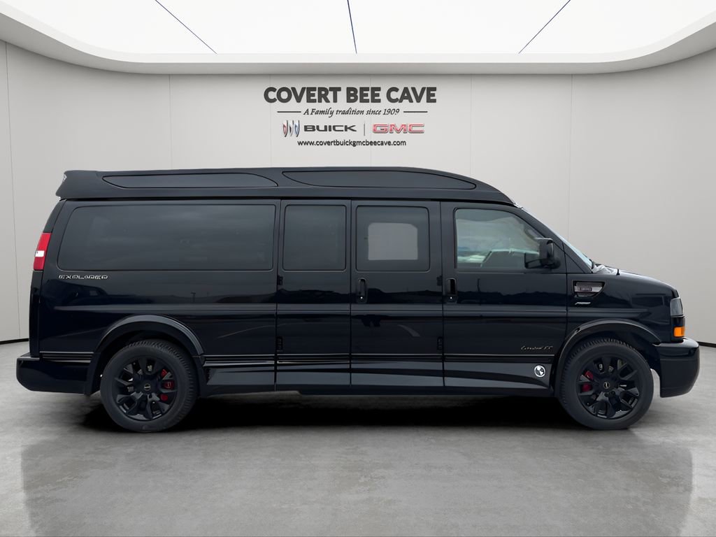 2025 Gmc Savana Cargo 2500 photo 10