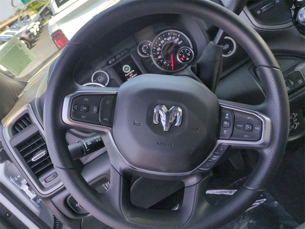 2025 Ram 2500 Tradesman photo 11