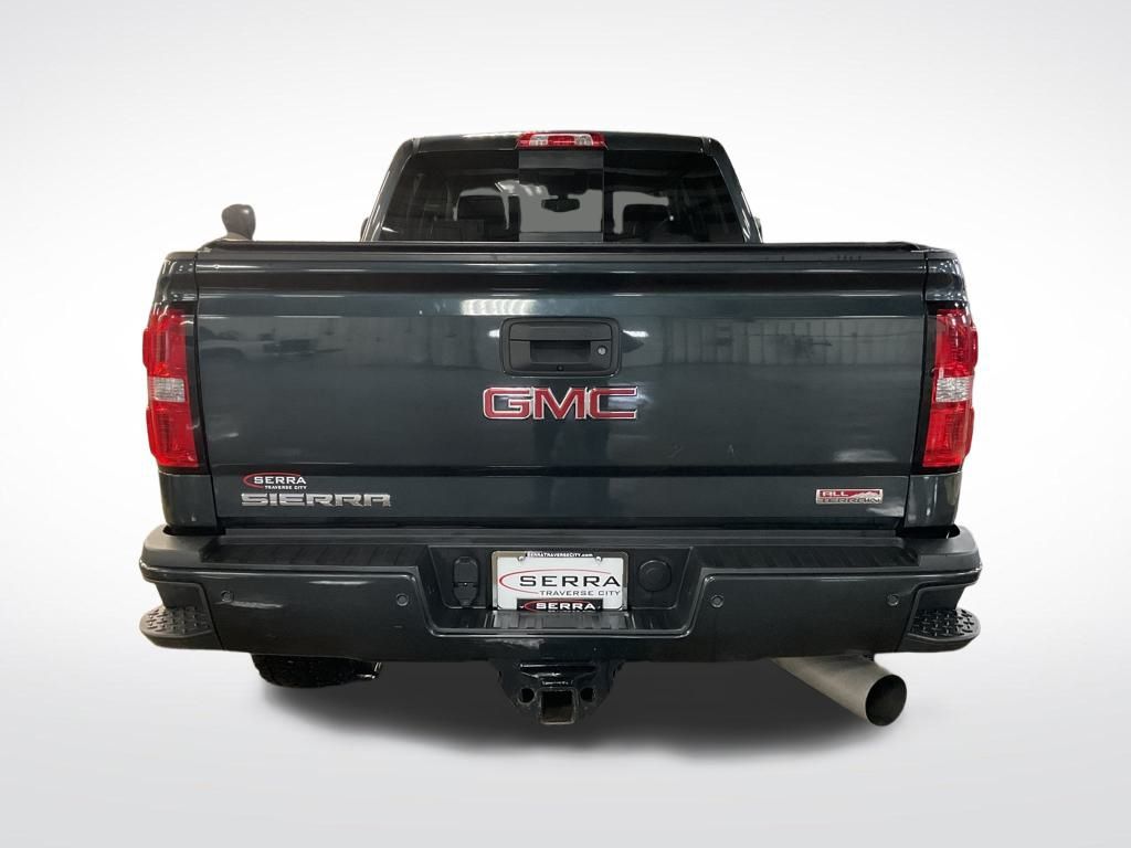 2019 Gmc Sierra 2500 HD SLT photo 4