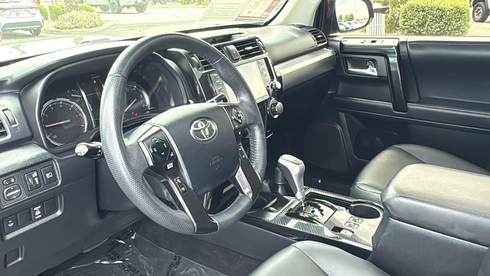2020 Toyota 4Runner TRD photo 19