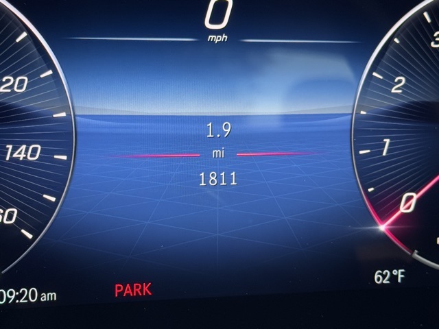 2024 Mercedes Benz C 300 photo 3