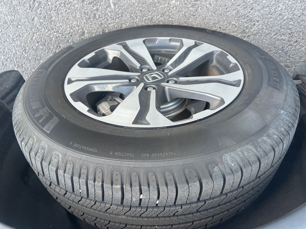 2020 Honda CR-V LX photo 21