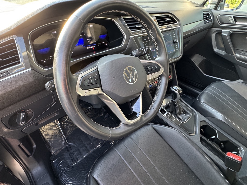 2024 Volkswagen Tiguan SE Wolfsburg Edition photo 14