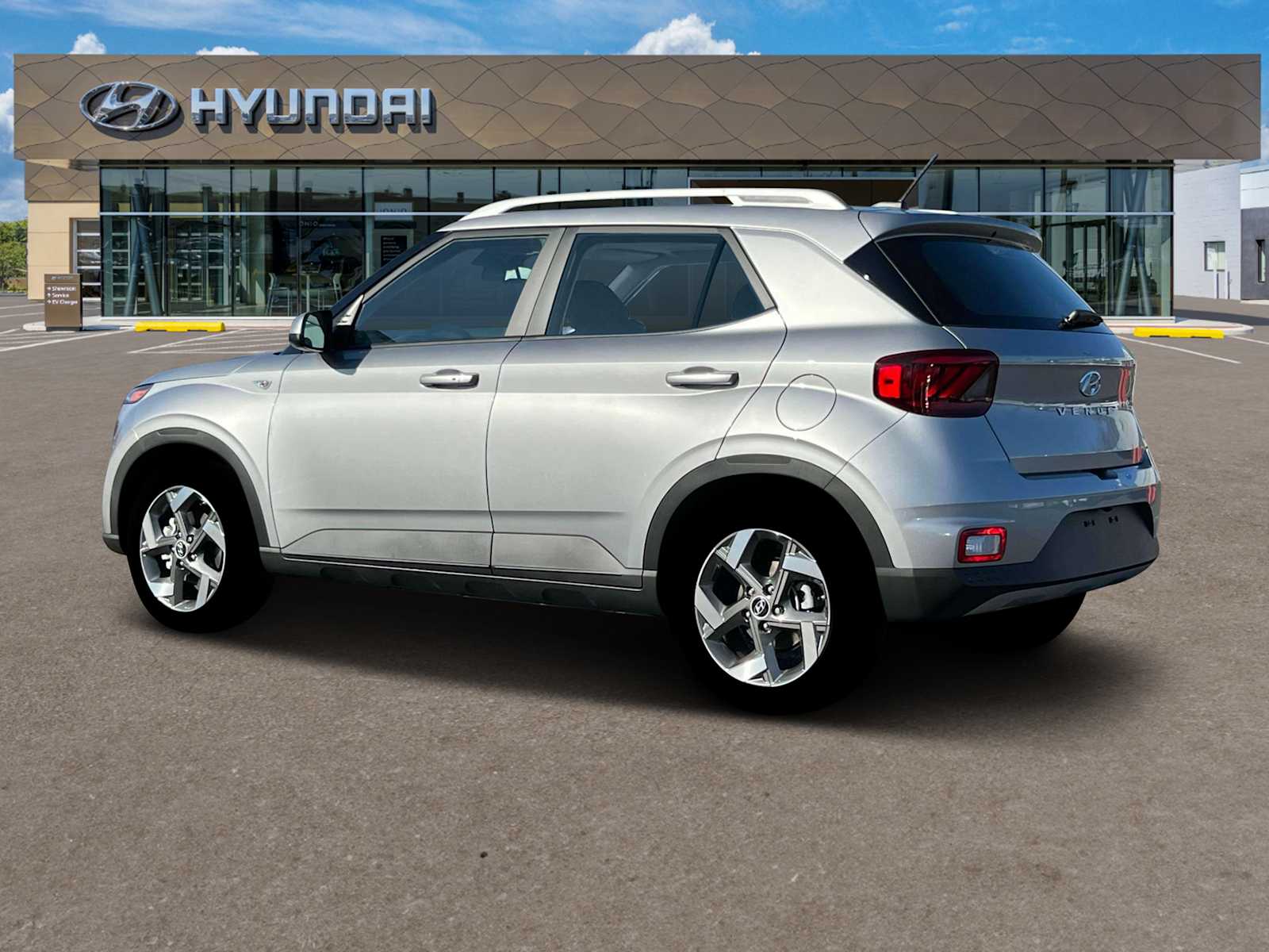 2025 Hyundai Venue SEL photo 3