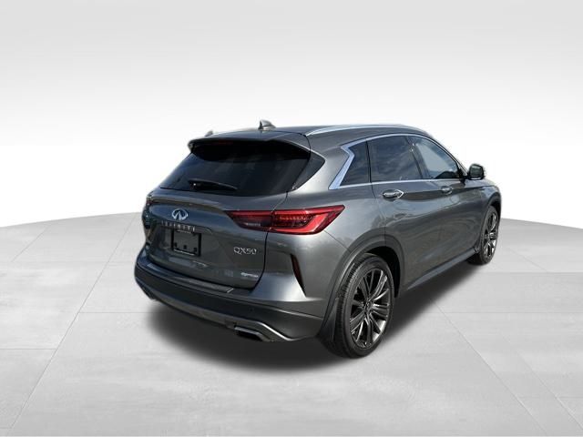 2020 Infiniti QX50 Essential photo 6