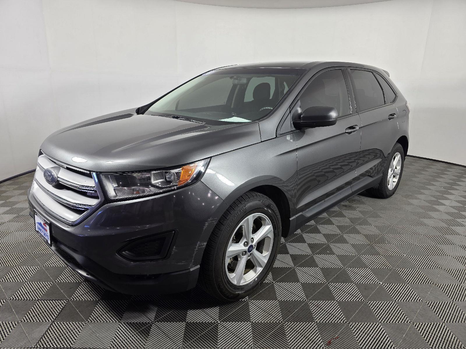 2018 Ford Edge SE's photo