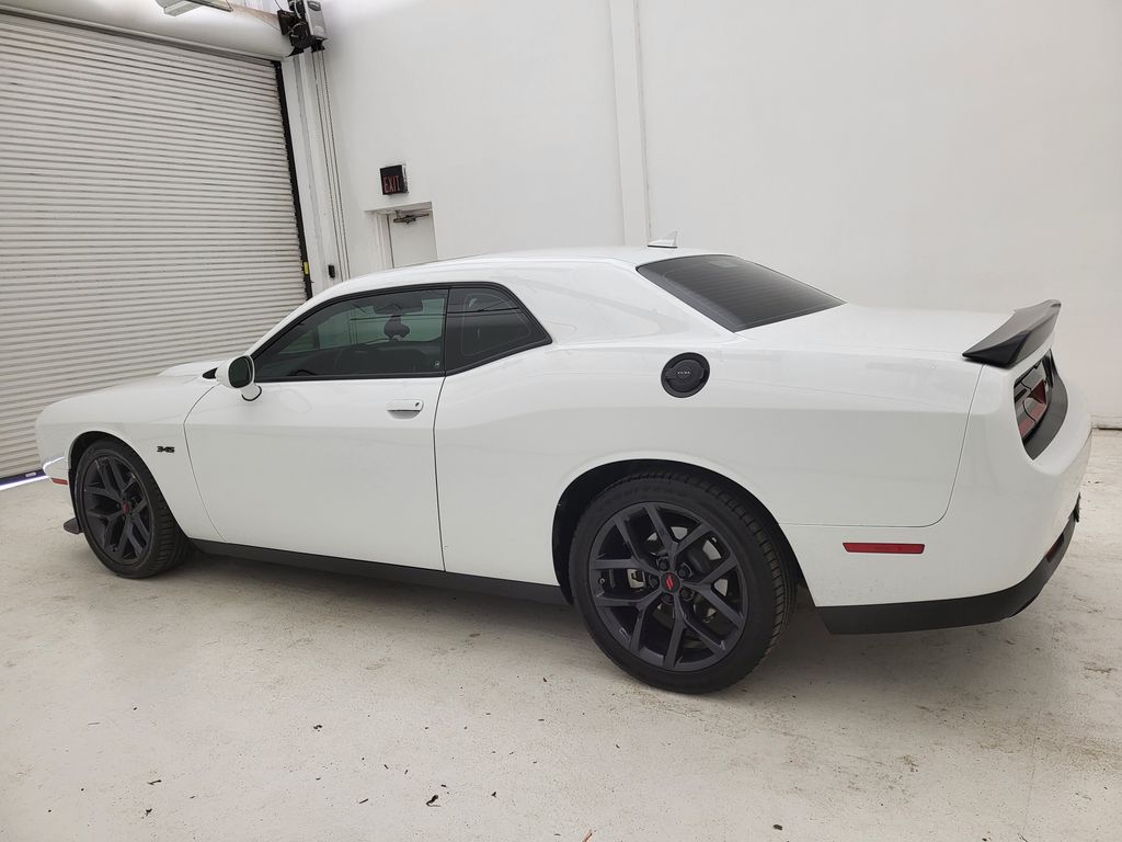 2023 Dodge Challenger R/T photo 6