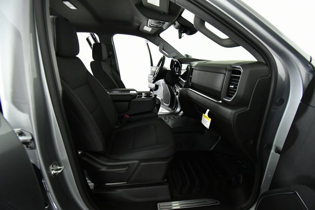 2026 Chevrolet Silverado 2500HD LT photo 21