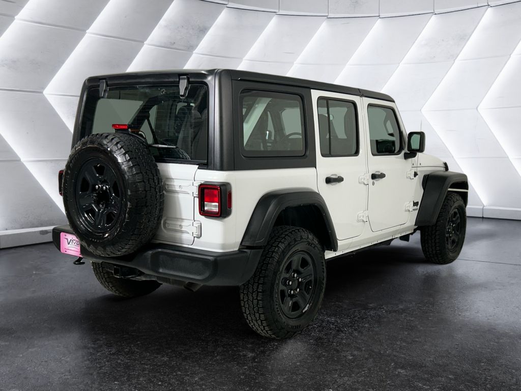 2022 Jeep Wrangler Unlimited Sport photo 4