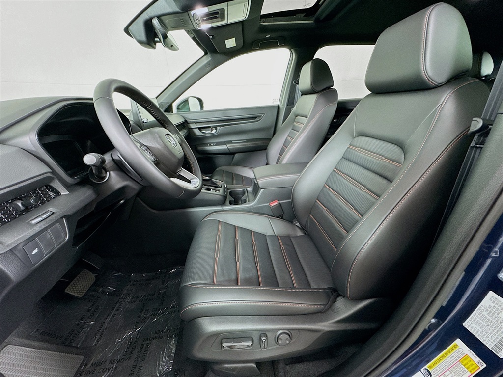 2026 Honda CR-V Hybrid Sport-L photo 6