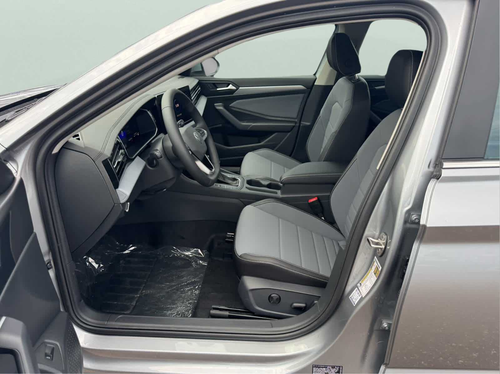 2025 Volkswagen Jetta SE photo 11