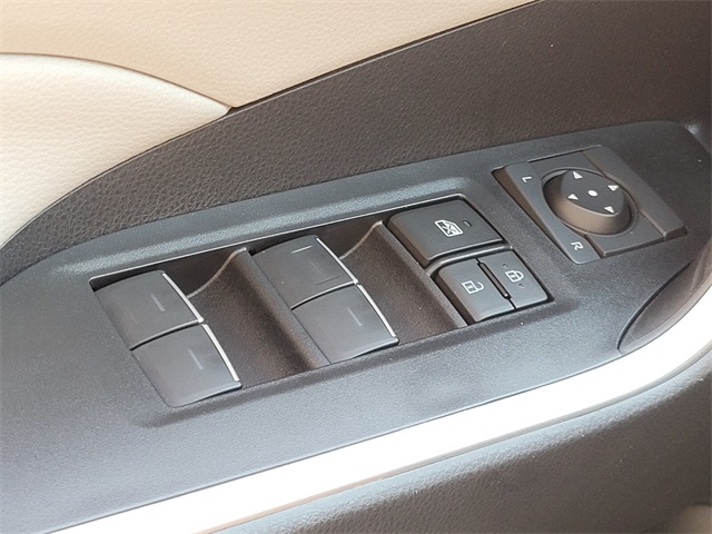 2023 Toyota RAV4 Hybrid XLE Premium photo 25