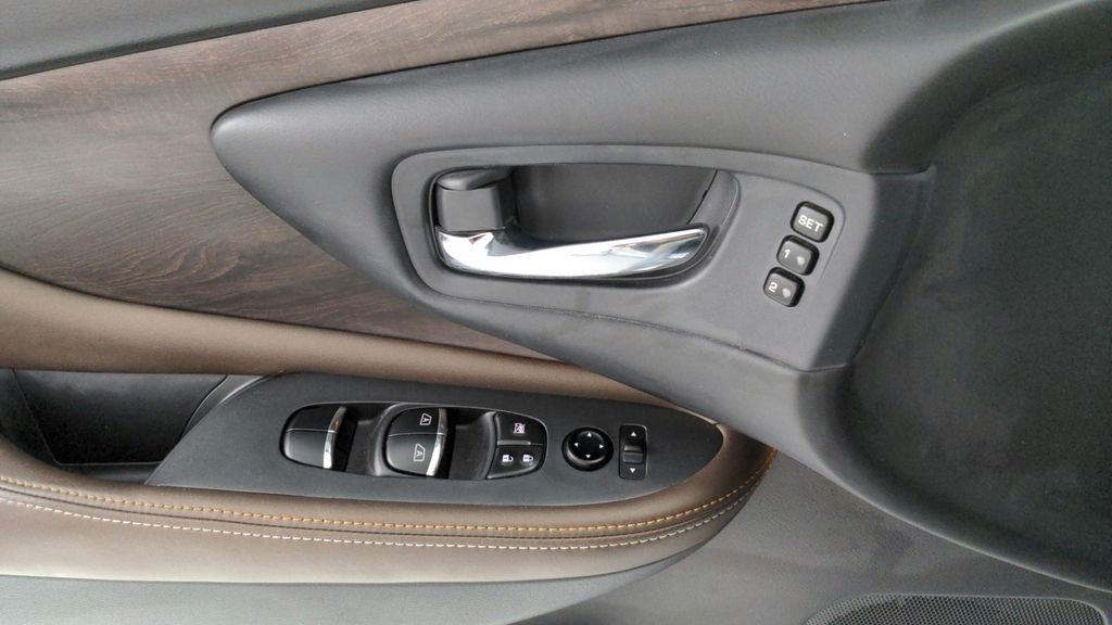 2022 Nissan Murano Platinum photo 21