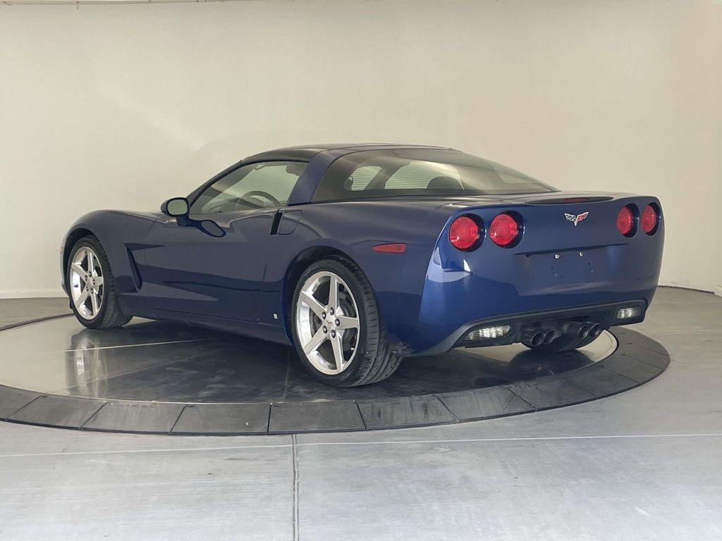 2006 Chevrolet Corvette Base photo 3