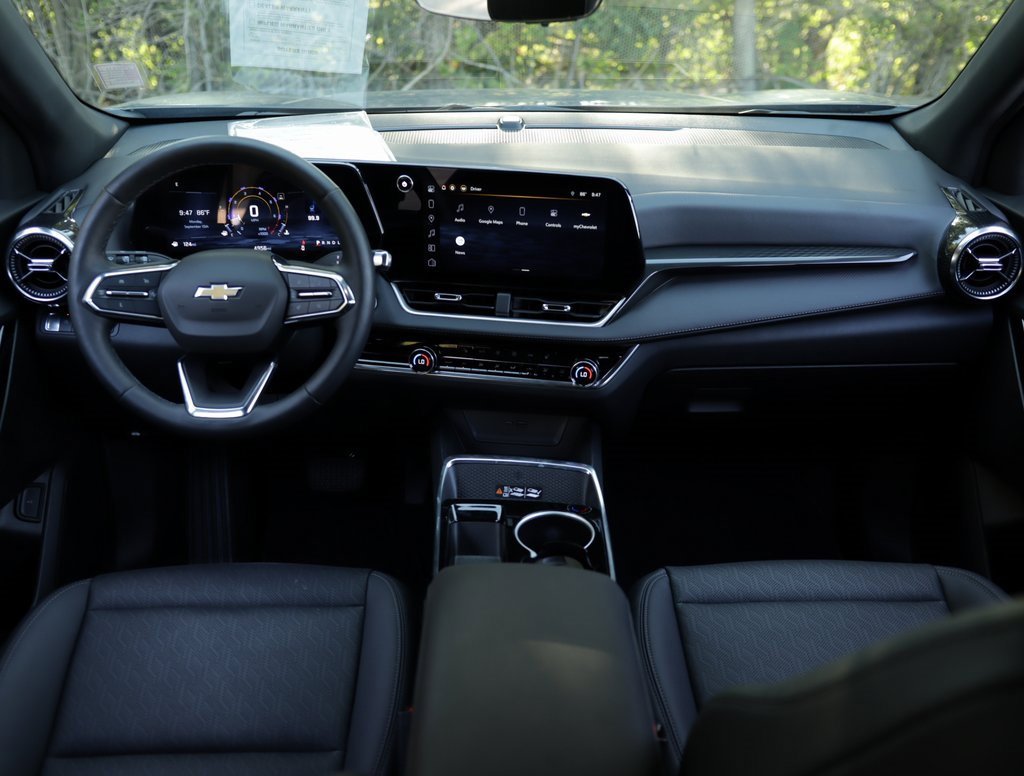 2025 Chevrolet Equinox LT photo 21