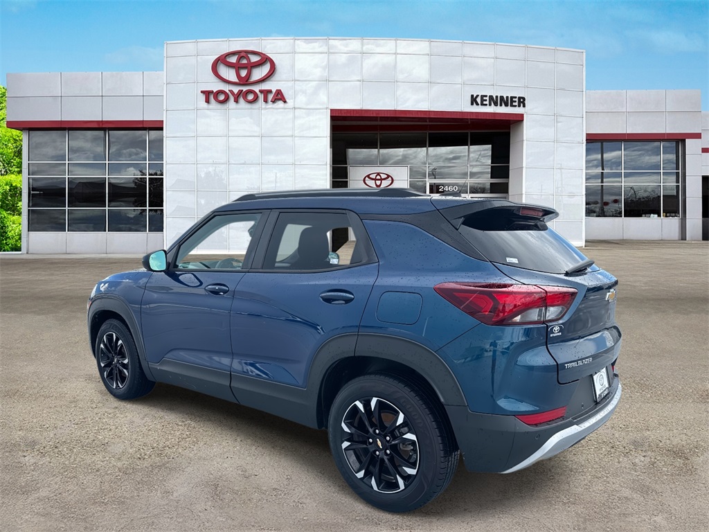 2021 Chevrolet Trailblazer LT photo 3