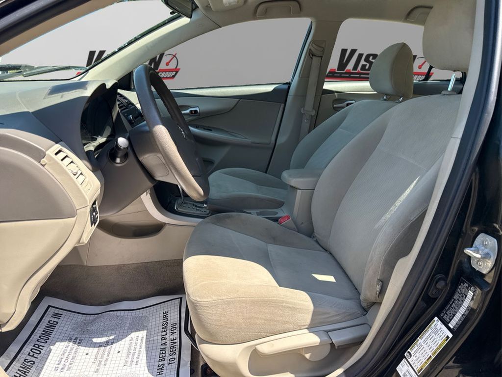 2010 Toyota Corolla Base photo 9