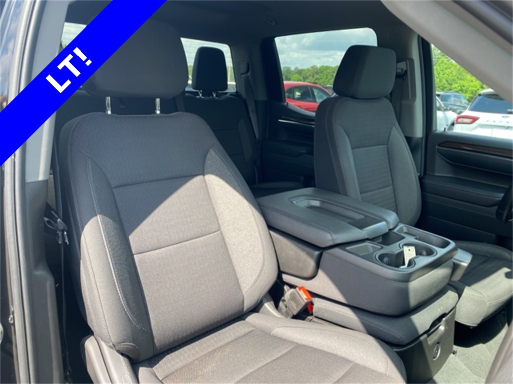 2023 Chevrolet Silverado 1500 LT photo 4