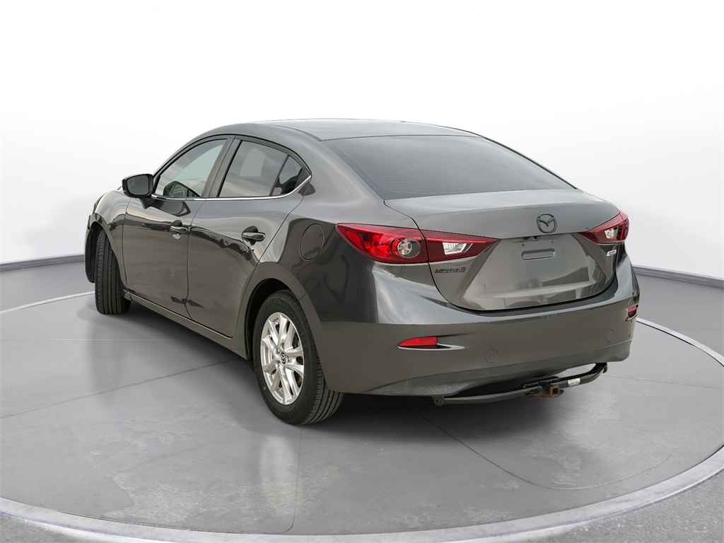 2017 Mazda Mazda3 Sport photo 3