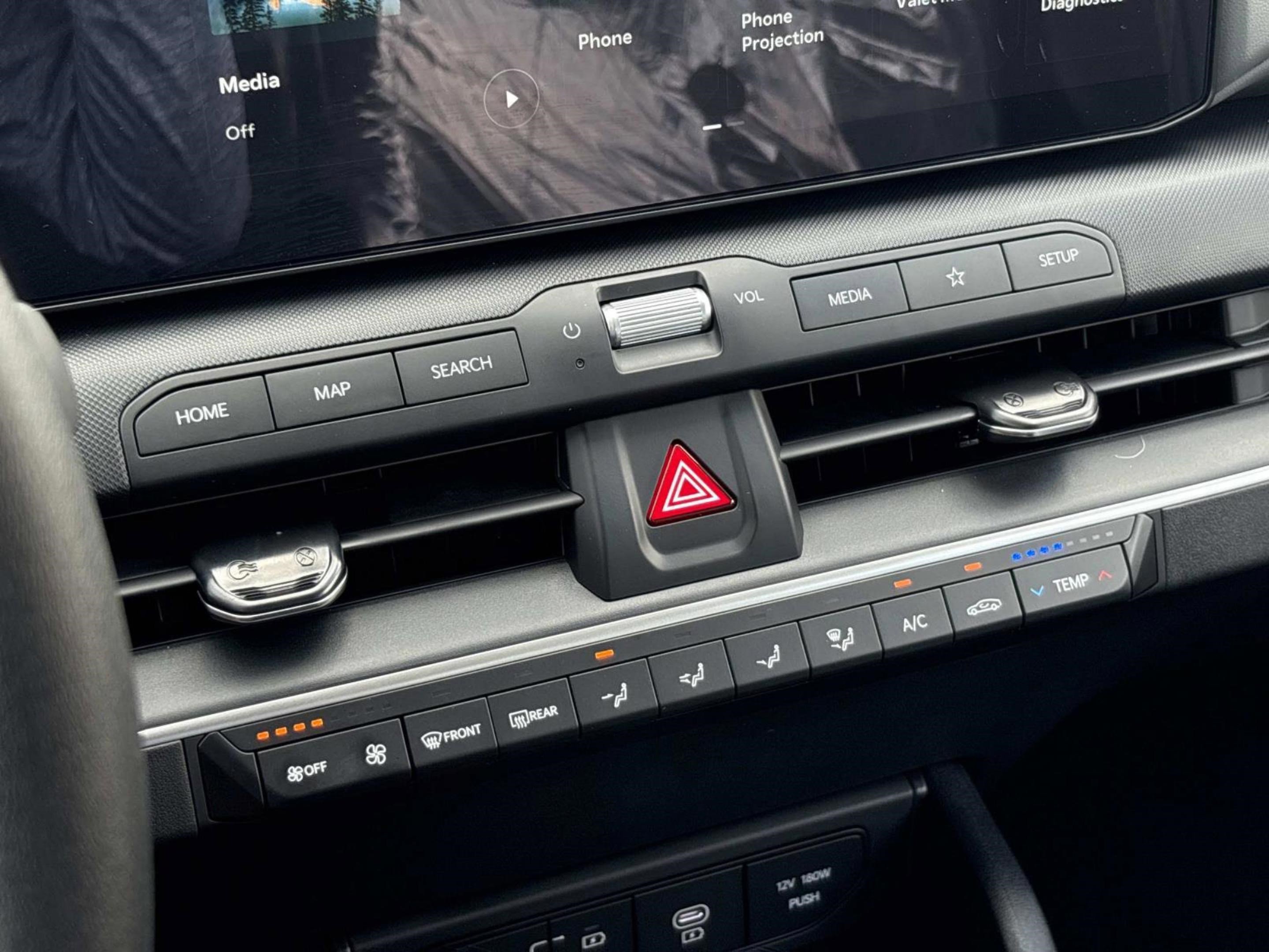2025 Kia K4 LXS photo 22