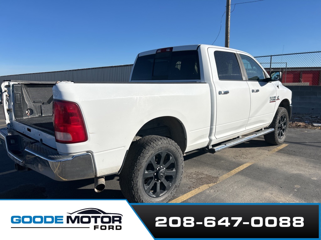 2015 Ram 2500 SLT photo 3