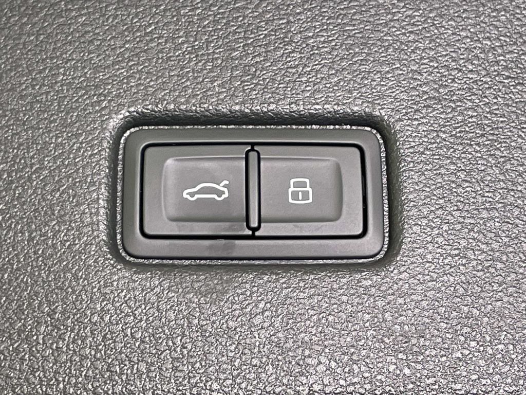 2025 Audi Q5 45 S line Premium Plus photo 19
