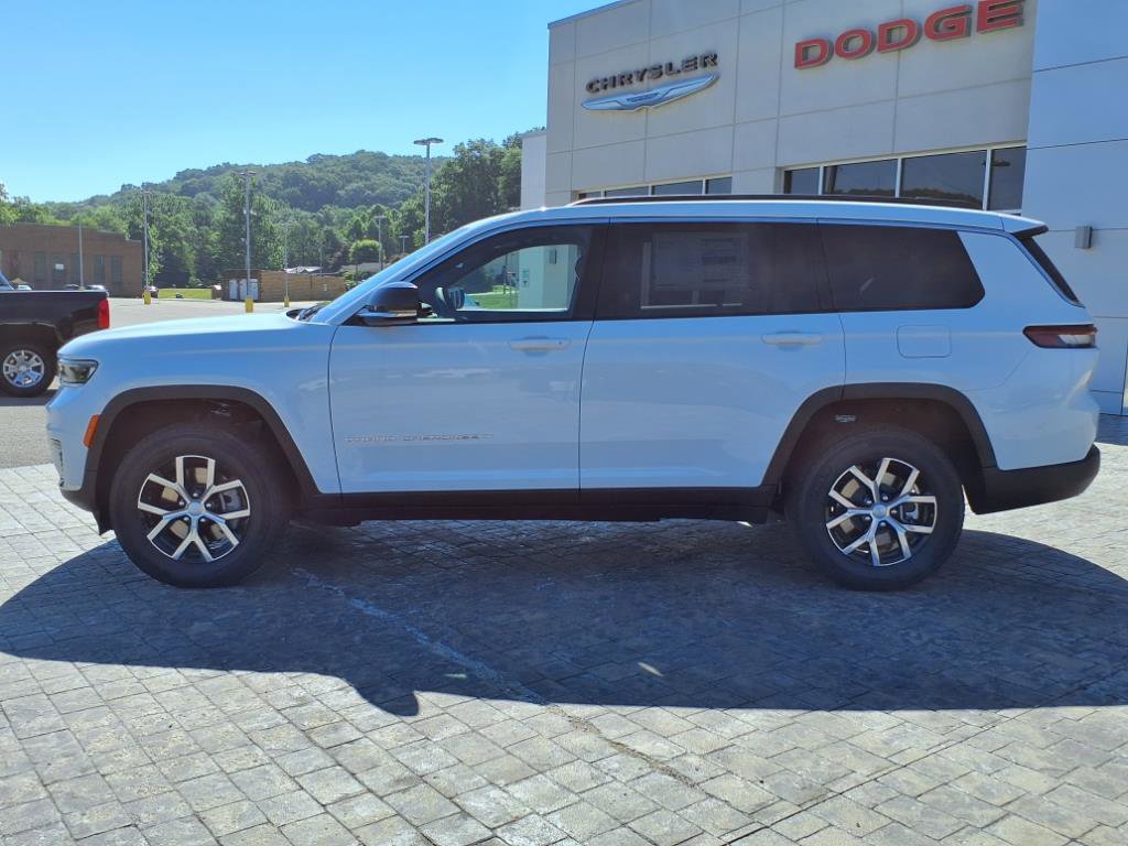 2025 Jeep Grand Cherokee Limited photo 9