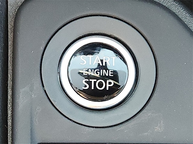 2025 Nissan Sentra S photo 14
