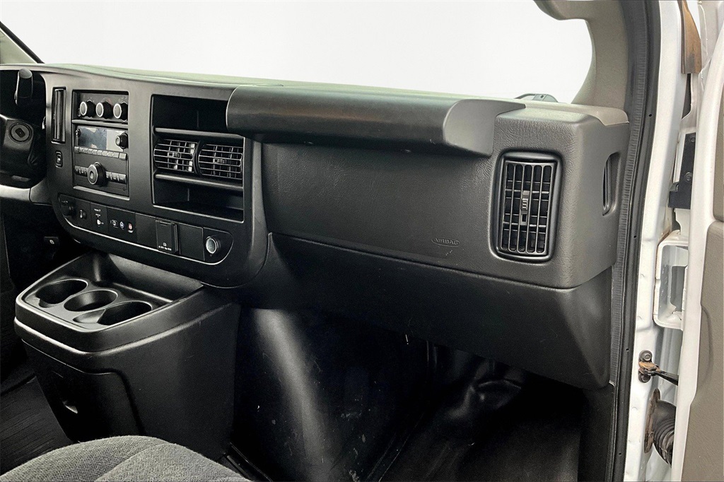 2023 Gmc Savana 2500 Cargo photo 8
