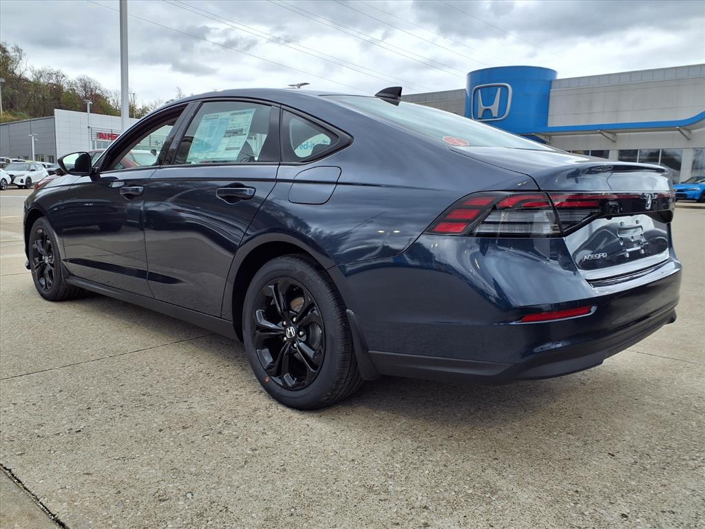 2025 Honda Accord SE photo 3