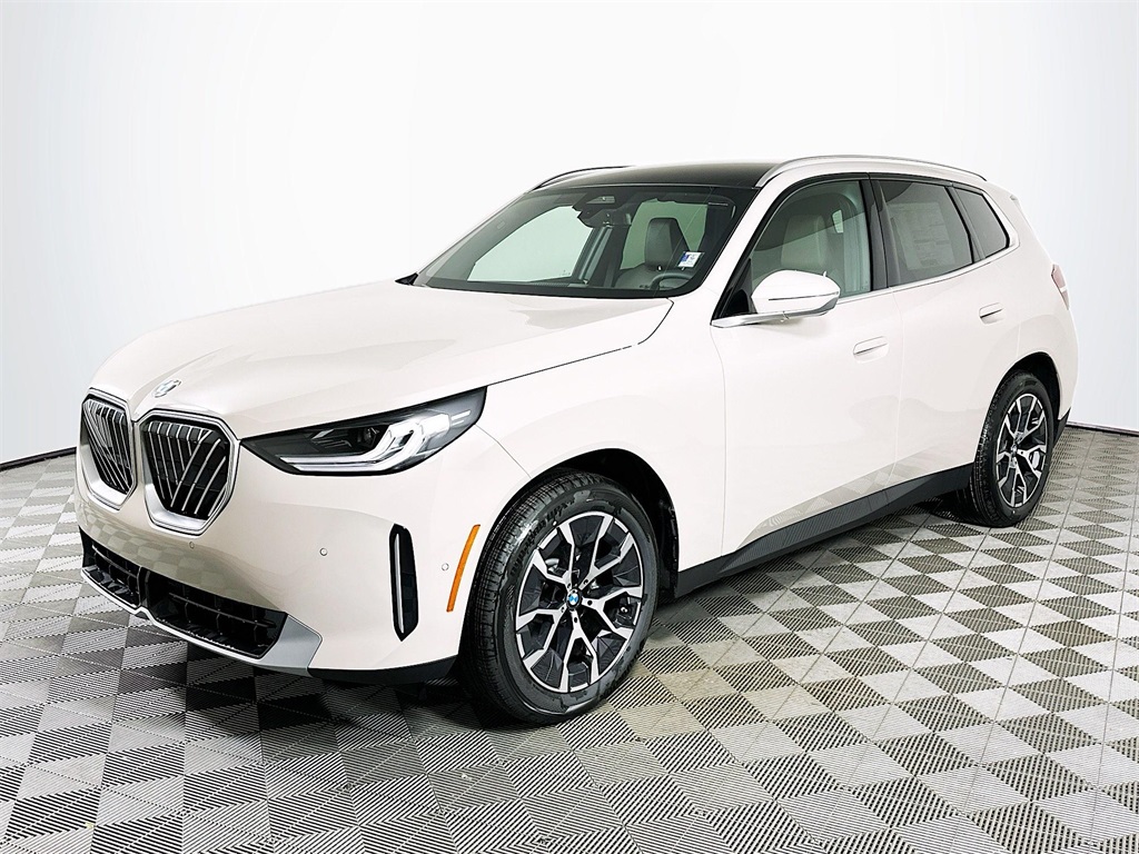 2026 BMW X3 30's photo