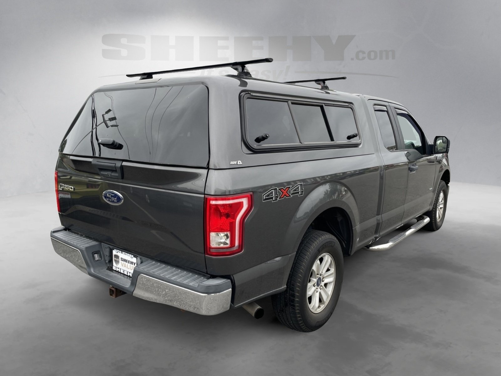 2015 Ford F-150 XLT photo 2
