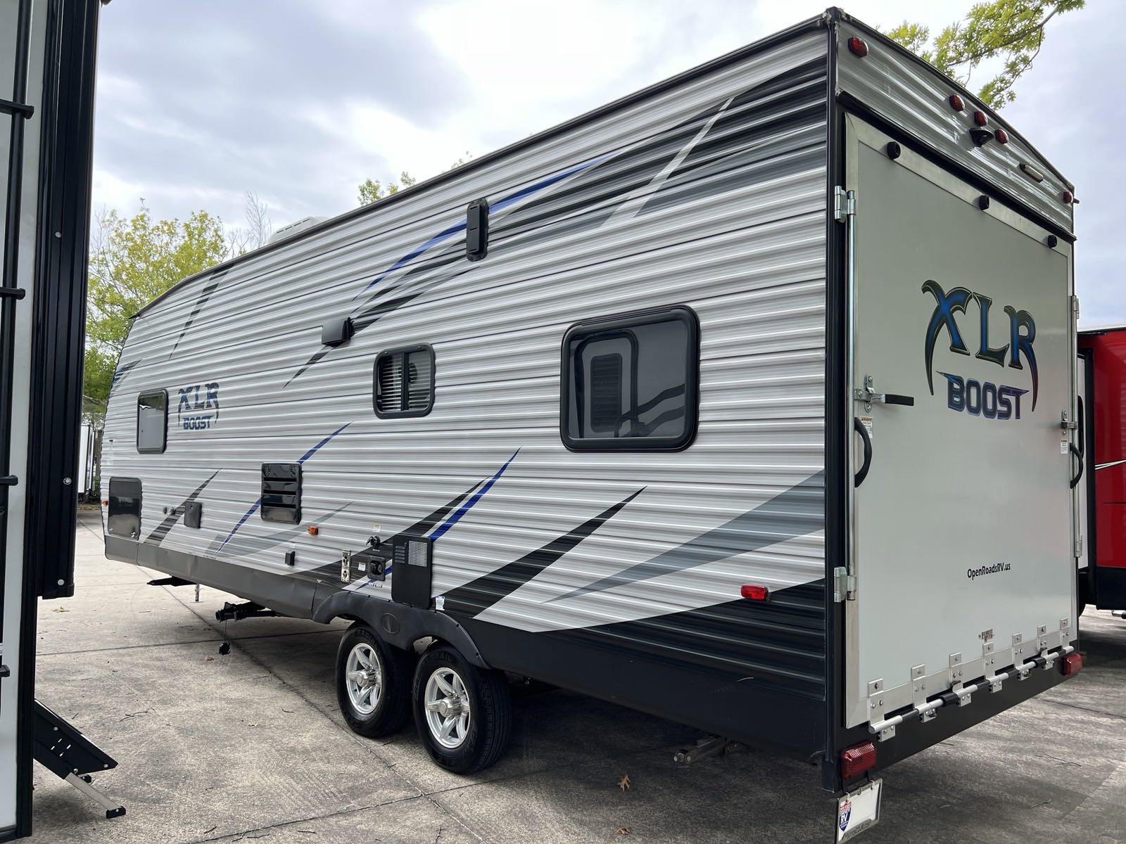 Used 2019  Forest River  image 4
