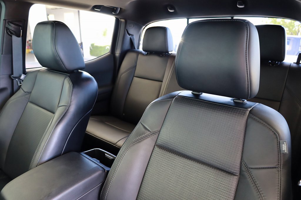 2023 Toyota Tacoma SR5 photo 17