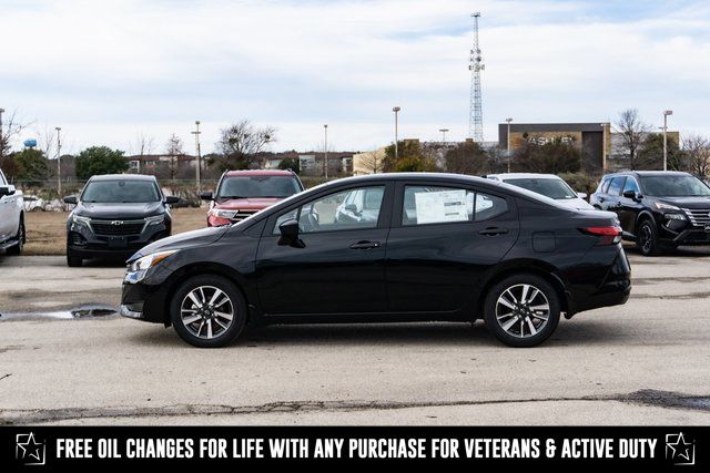 2025 Nissan Versa S photo 3