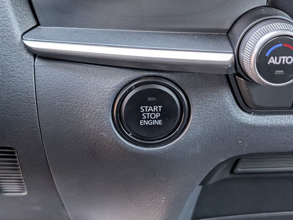 2025 Mazda CX-30 2.5 Select Sport photo 27