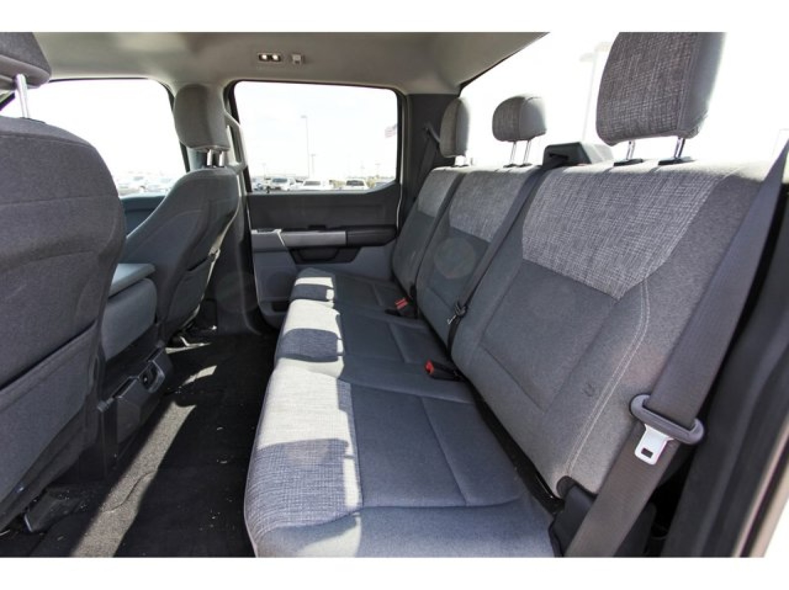 2024 Ford Super Duty F-350 DRW XLT - 10