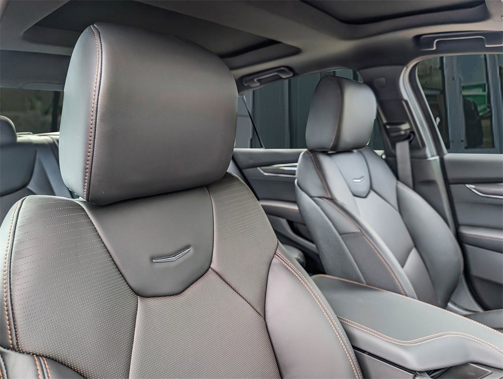 2026 Cadillac CT5 V photo 22