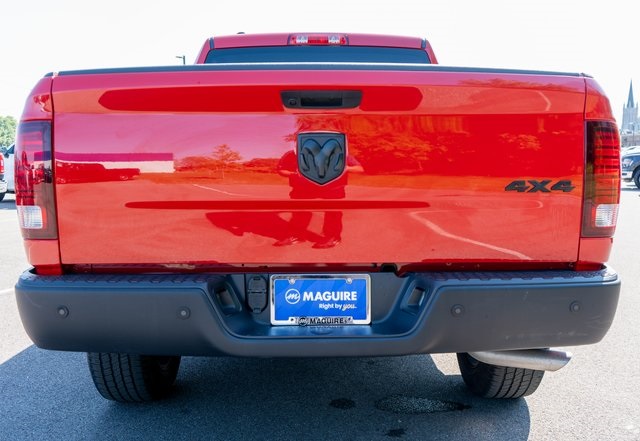 2022 Ram 1500 Classic Warlock photo 7