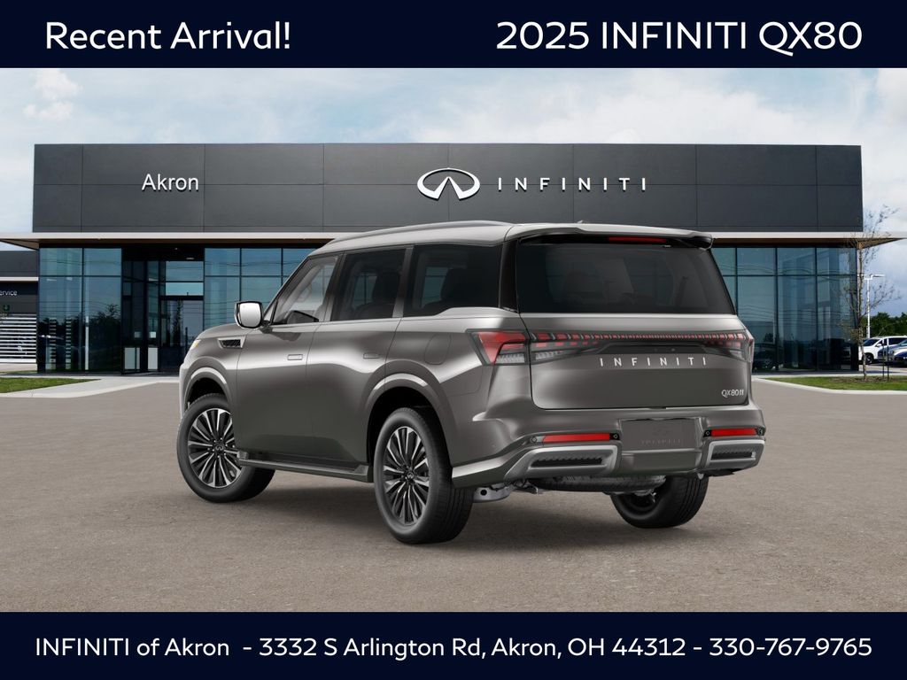 2025 Infiniti QX80 Luxe photo 3