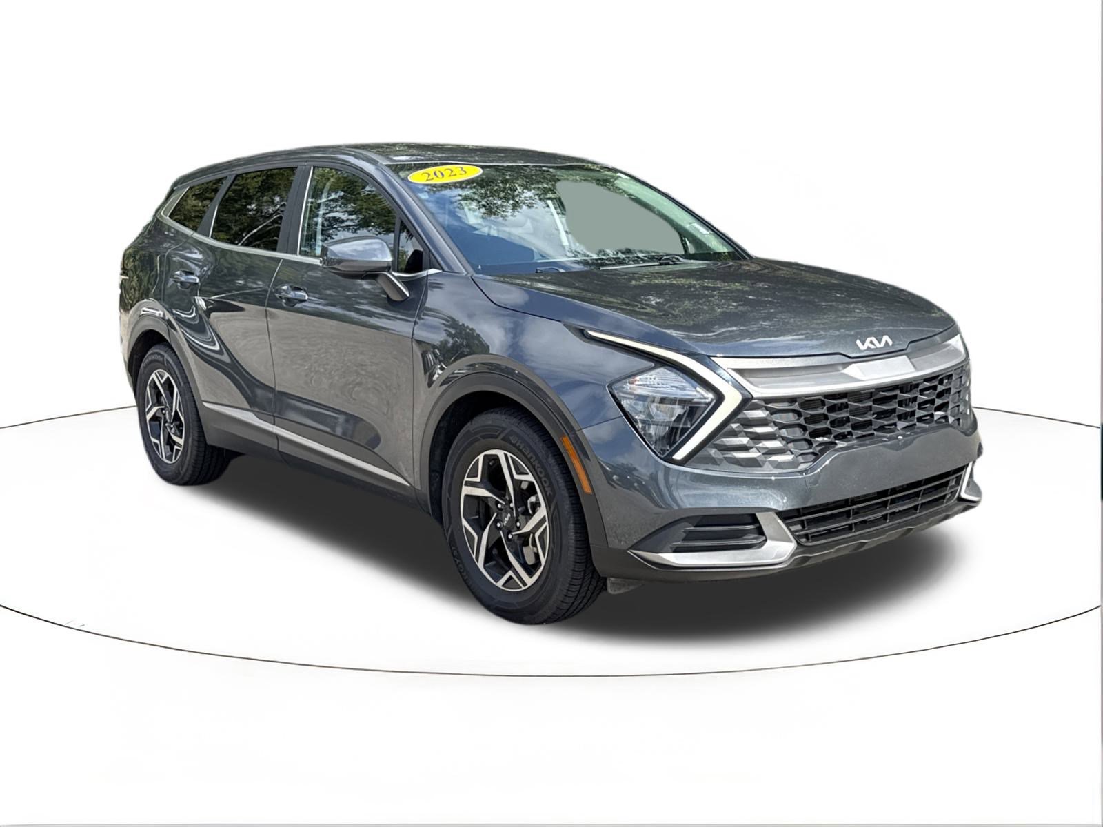 2023 Kia Sportage LX's photo