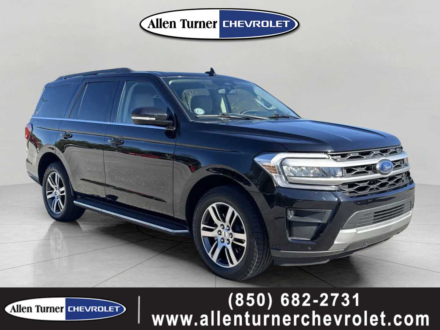 2022 Ford Expedition XLT's photo