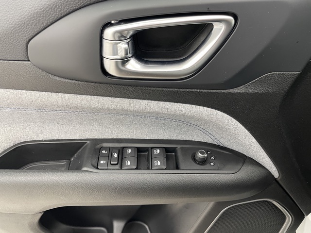 2022 Jeep Compass North Edition Latitude photo 3