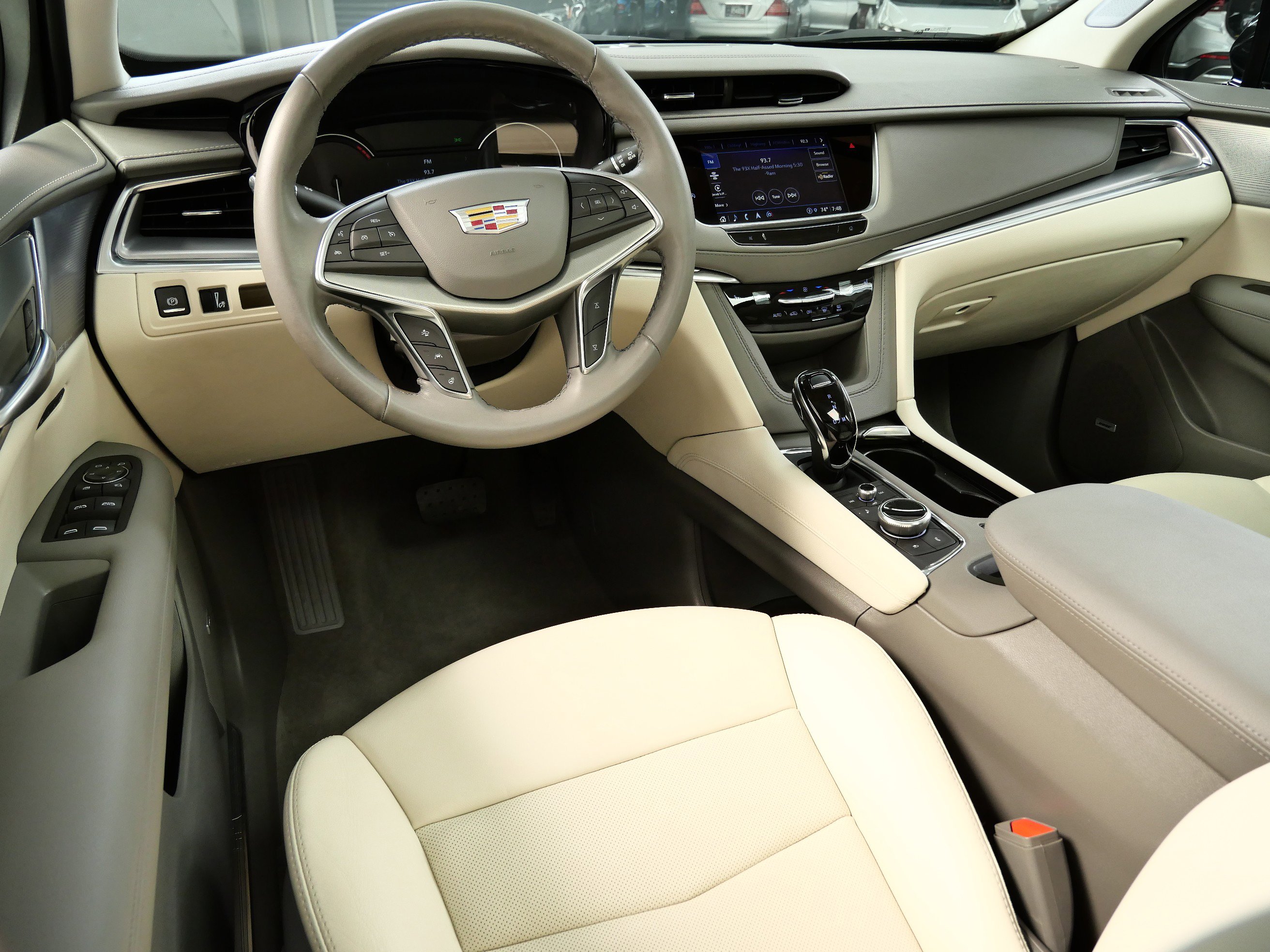 Used 2024 Cadillac XT5 Premium Luxury with VIN 1GYKNCR45RZ728319 for sale in Minnetonka, Minnesota