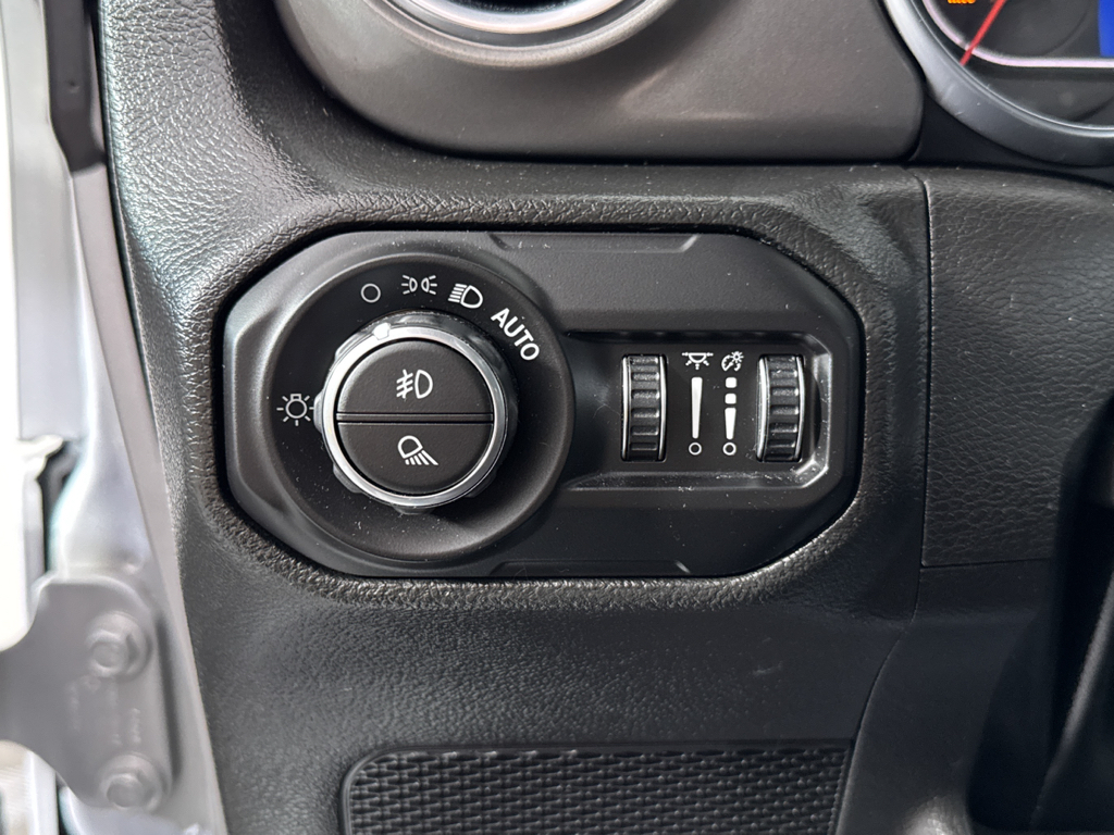 2022 Jeep Gladiator Rubicon photo 26