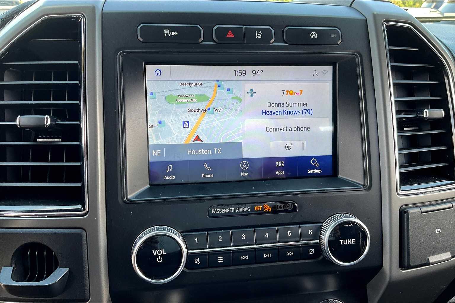 2020 Ford Expedition XLT photo 30