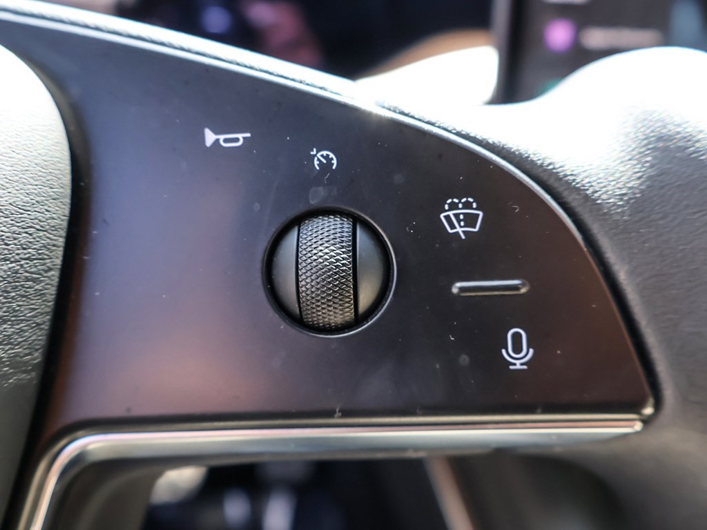 2022 Tesla Model S photo 40